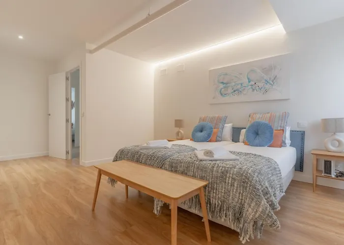 Large With Terrace- 2Bd 1,5Bth- Plaza Castilla