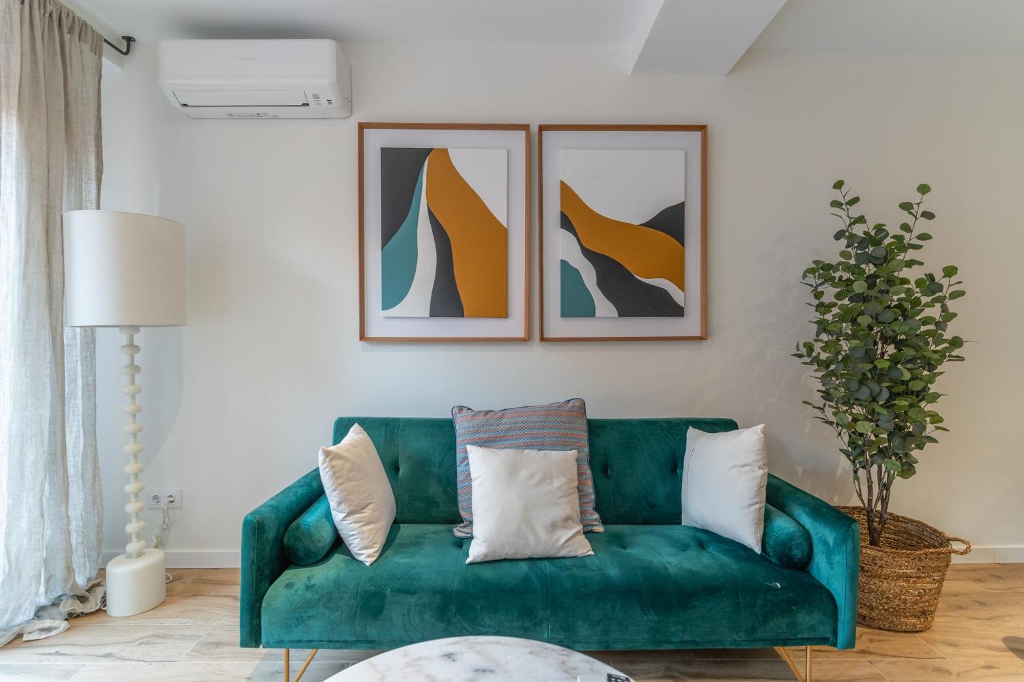 Appartement Large With Terrace- 2bd 1,5bth- Plaza Castilla
